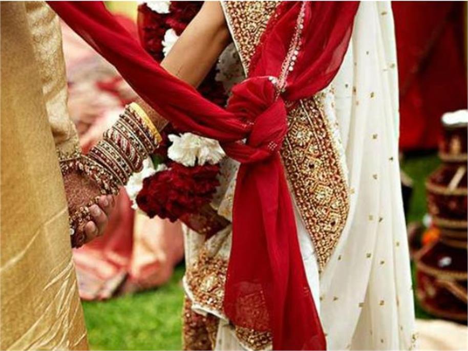 The marriage took place 1 year ago...the bride's family told the whole story, the married woman became a victim of dowry