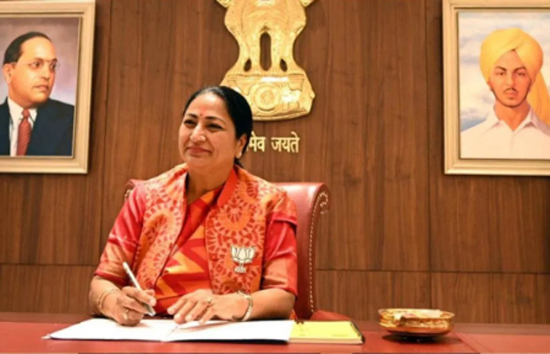 CM Rekha Gupta approves, treatment will become easier, 300 new hospitals are going to be built in Delhi