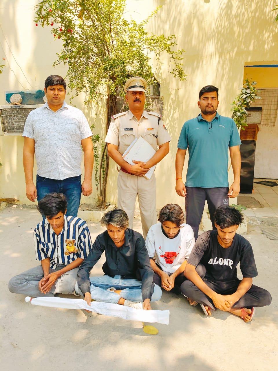 Crime Branch Border team arrested 3 more accused who attacked a 12th class student with a knife in Palla area