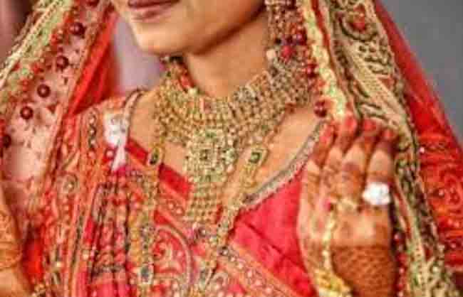 Mainpuri News: He called and said- I will shoot the bride and groom, when his girlfriend's wedding was fixed, the madman threatened