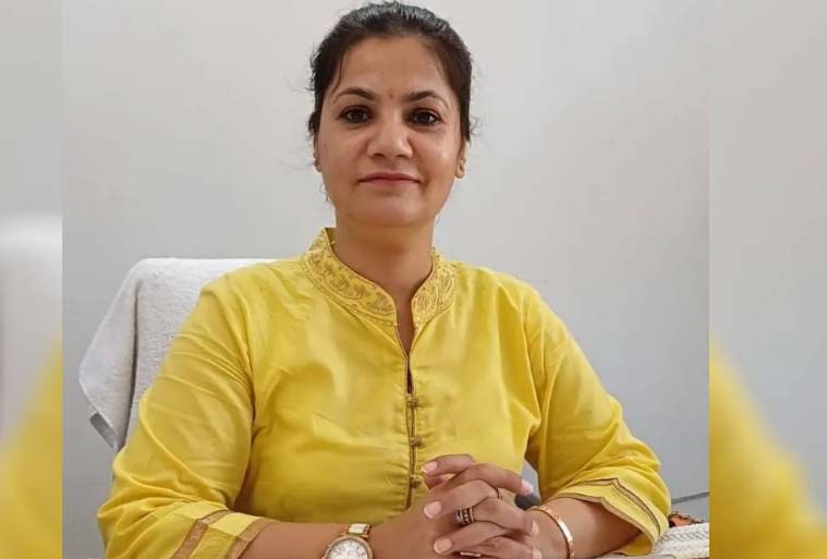 Officer became an angel for a 20-year-old orphan girl, her mother left her and ran away, her grandmother sold her for Rs 5 lakh