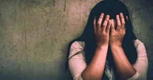 Beaten for protesting, ruthless parents sold daughter for 10 lakh rupees