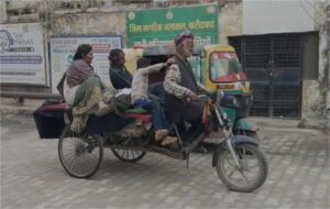 Faridabad: Husband said all the money had been spent on treatment, forcing the family to carry the woman's body on a handcart.