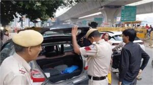 Intensive vehicle checks at Badarpur border; tight security arrangements in Faridabad regarding the CJP protest; Congress workers placed under house arrest.